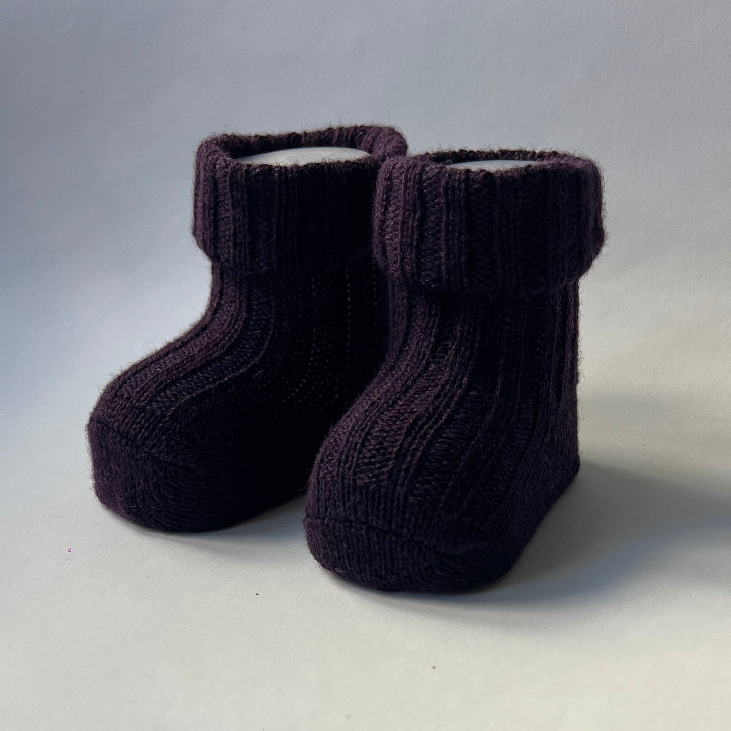 1994 Cashmere Baby in Black Fig