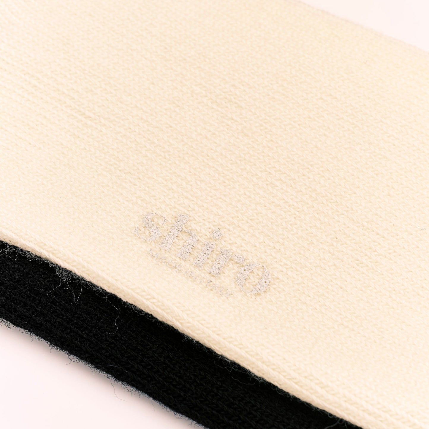 1985 Women's Mixed (Semolina & Black)