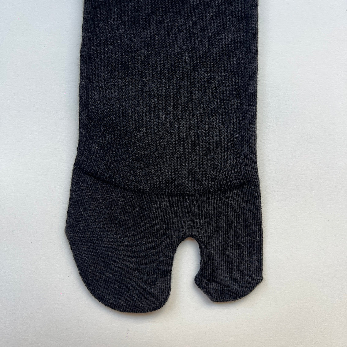 Women's Tabi in Charcoal